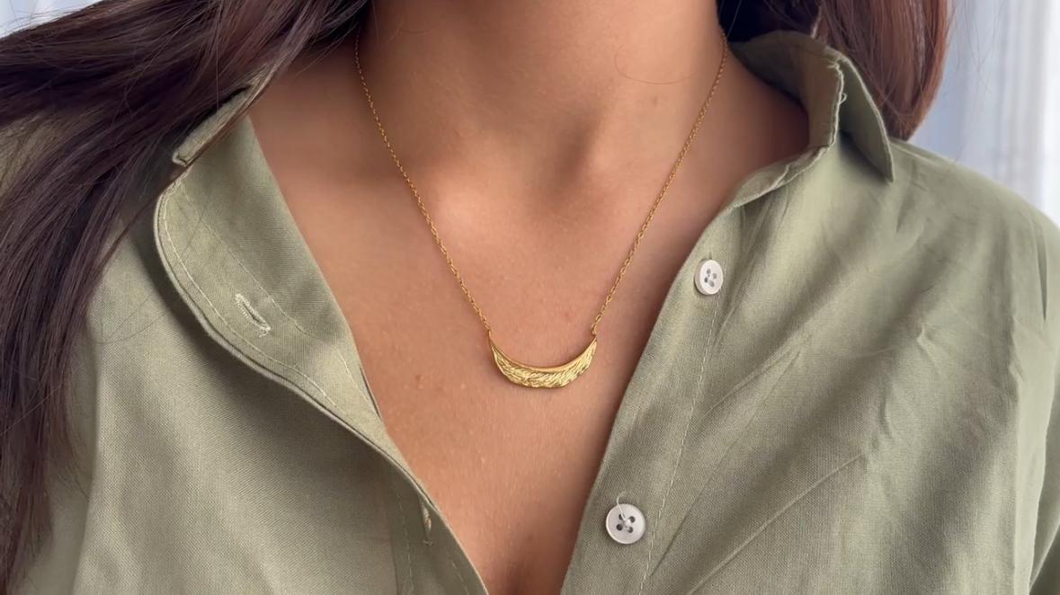 Neck Pieces Collection